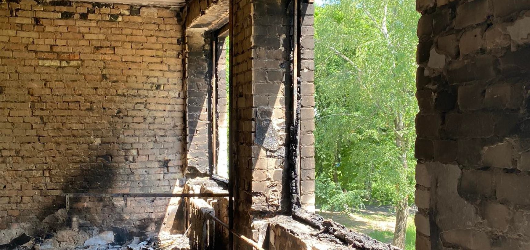 Nuo Rusijos karo veiksmų nukentėjusi mokykla Borodyankoje